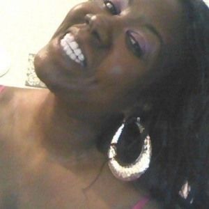 Meet your Posher, Tiniki